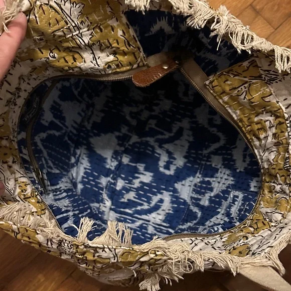 Myra Floral Patterned Tote Bag with Brown Accents - Picture 3 of 7